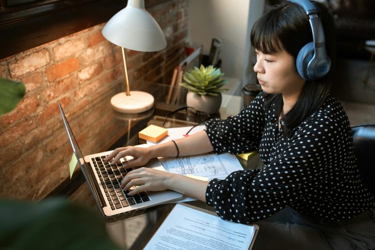 The Best Ways to Showcase Volunteer Experience on Your Resume